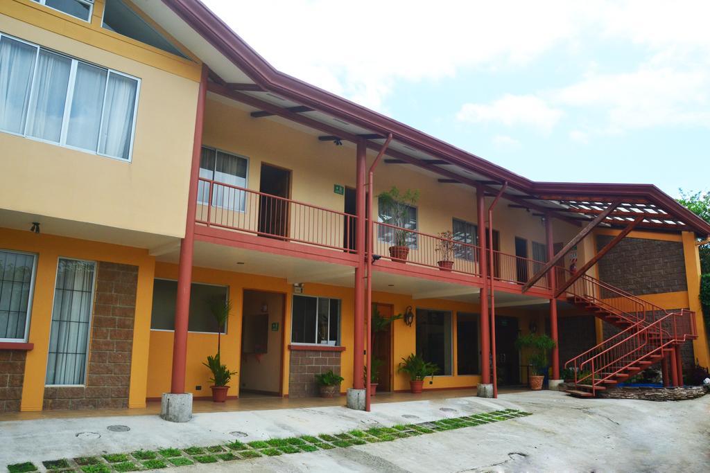 Hotel La Villa Quesada  ภายนอก รูปภาพ