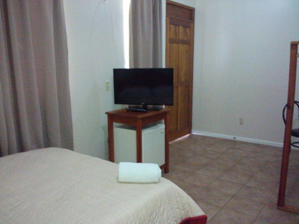 Hotel La Villa Quesada  ภายนอก รูปภาพ