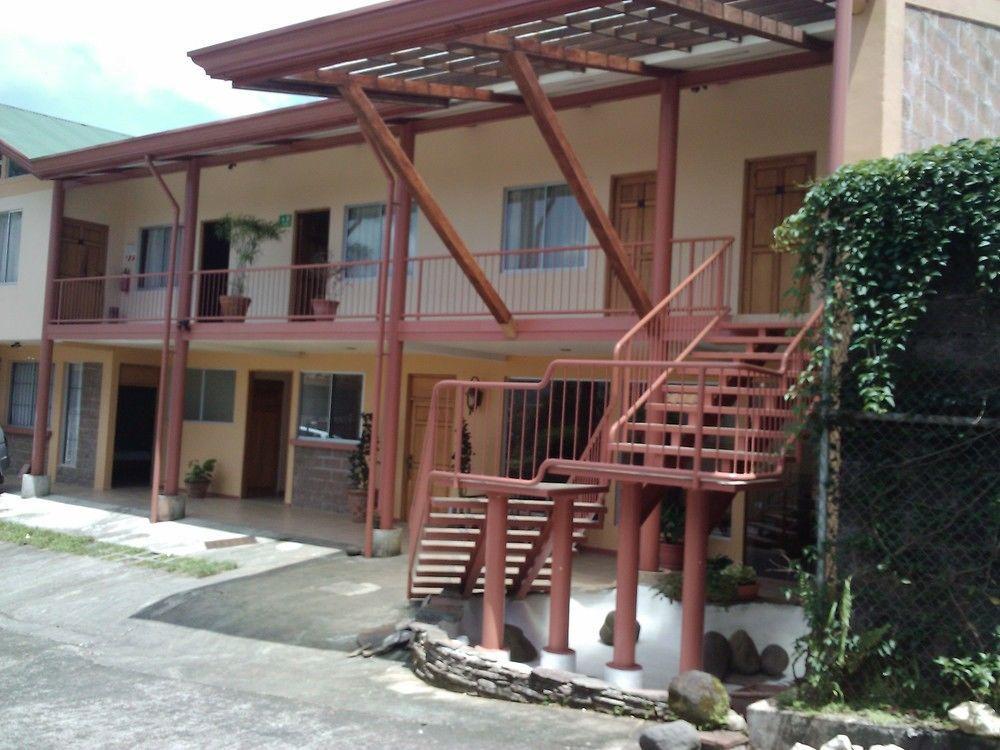 Hotel La Villa Quesada  ภายนอก รูปภาพ