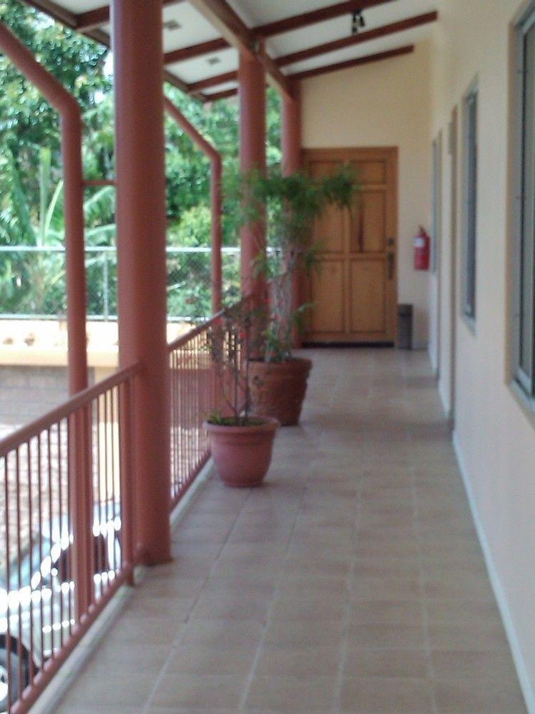 Hotel La Villa Quesada  ภายนอก รูปภาพ