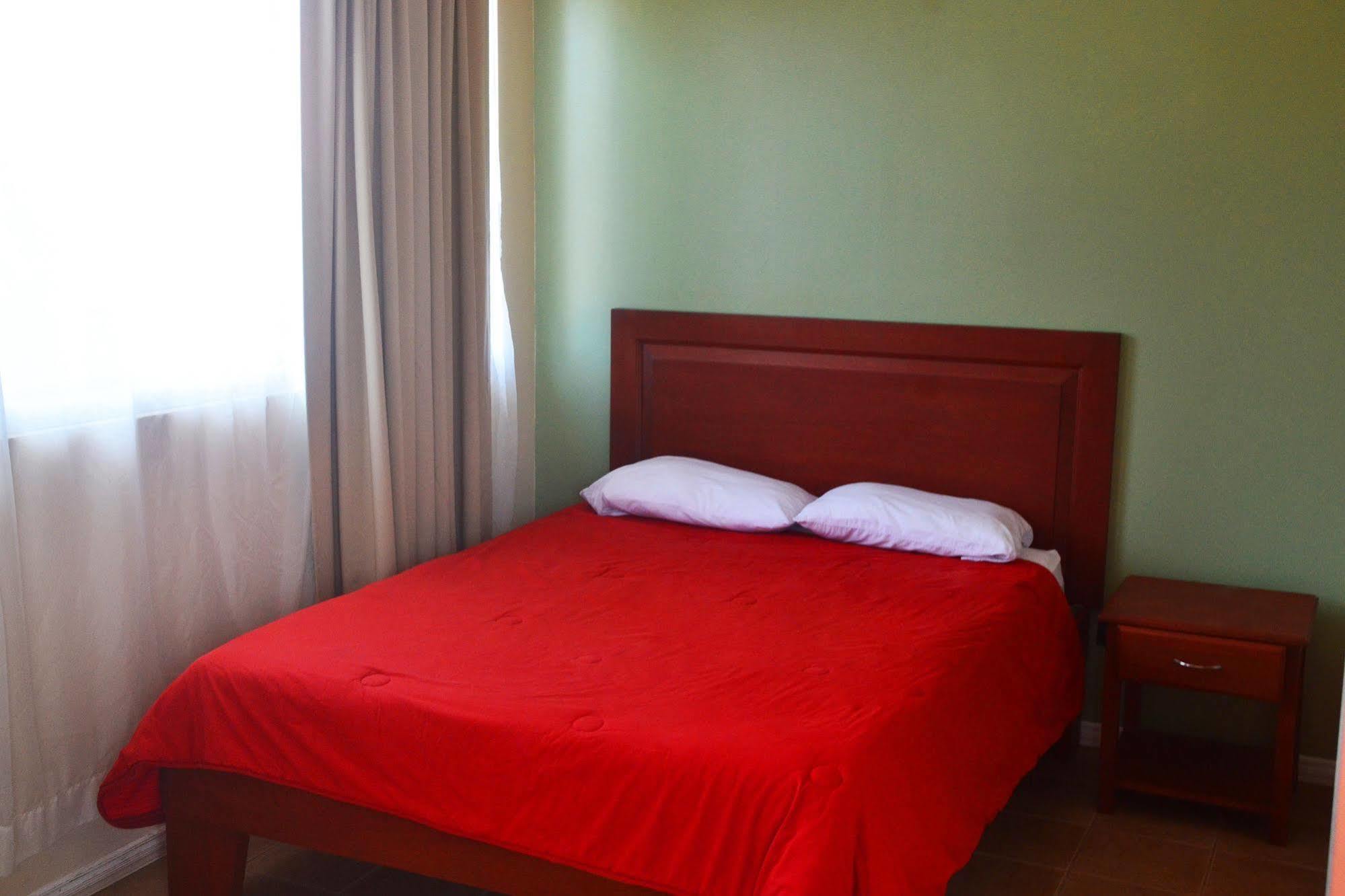 Hotel La Villa Quesada  ภายนอก รูปภาพ